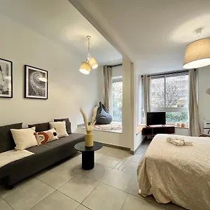 suite-danbury-lyon.hotels-rhonealpes.com/