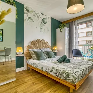 studio-victoria.hotels-rhonealpes.com/